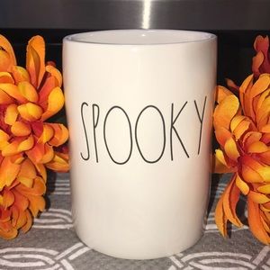 Rae Dunn spooky candle